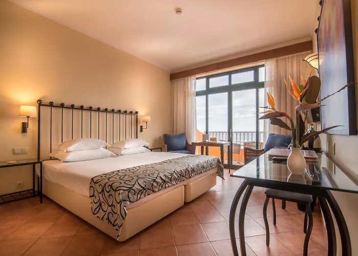 Hotel Alpino Atlantico Ayurveda Cure Centre - Adults Only Caniço