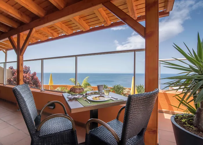 Alpino Atlantico Ayurveda Cure Centre - Adults Only Caniço