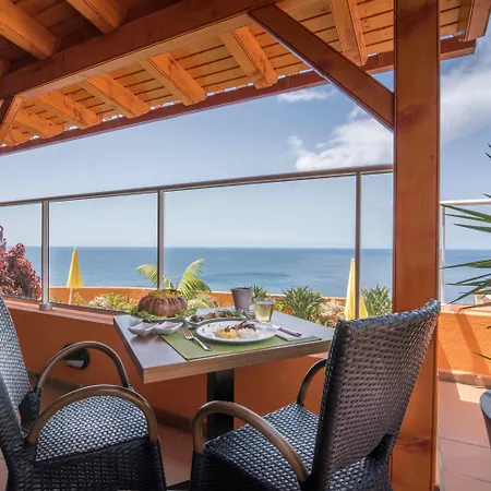 Alpino Atlantico Ayurveda Cure Centre - Adults Only Caniço