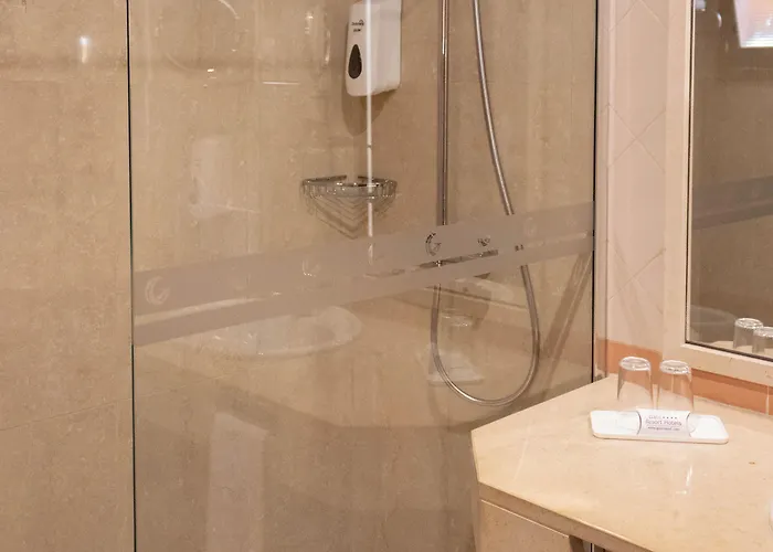 Alpino Atlantico Ayurveda Cure Centre - Adults Only Hotel